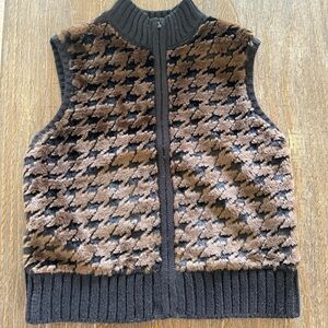 Nina Leonard Black and Brown Faux Fur Houndstooth Zip Vest